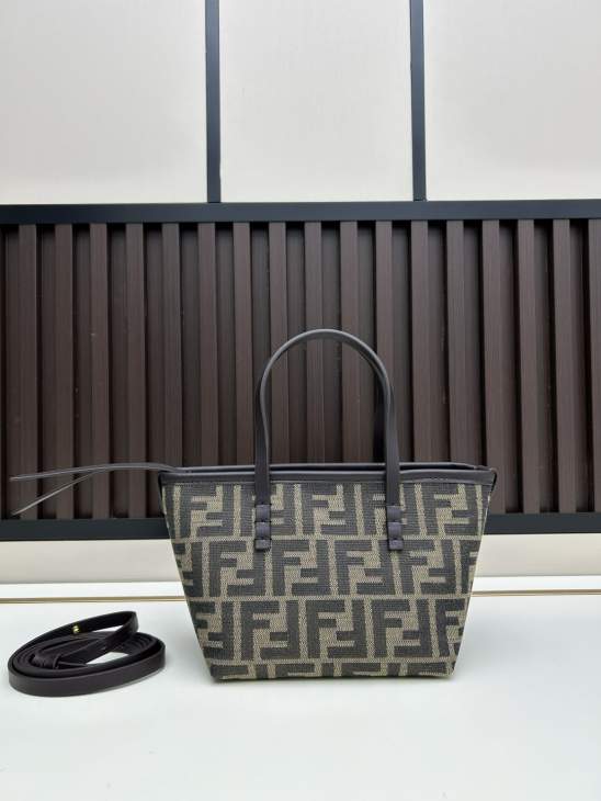 Picture of Fendi Handbags 2 _SKUfw237516026fw